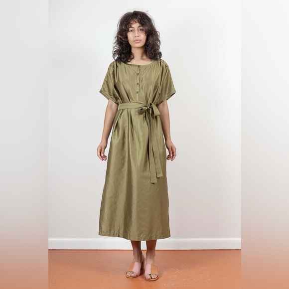 Gravel & Gold Dresses & Skirts - NWOT Gravel And Gold Savio Dress in Gras